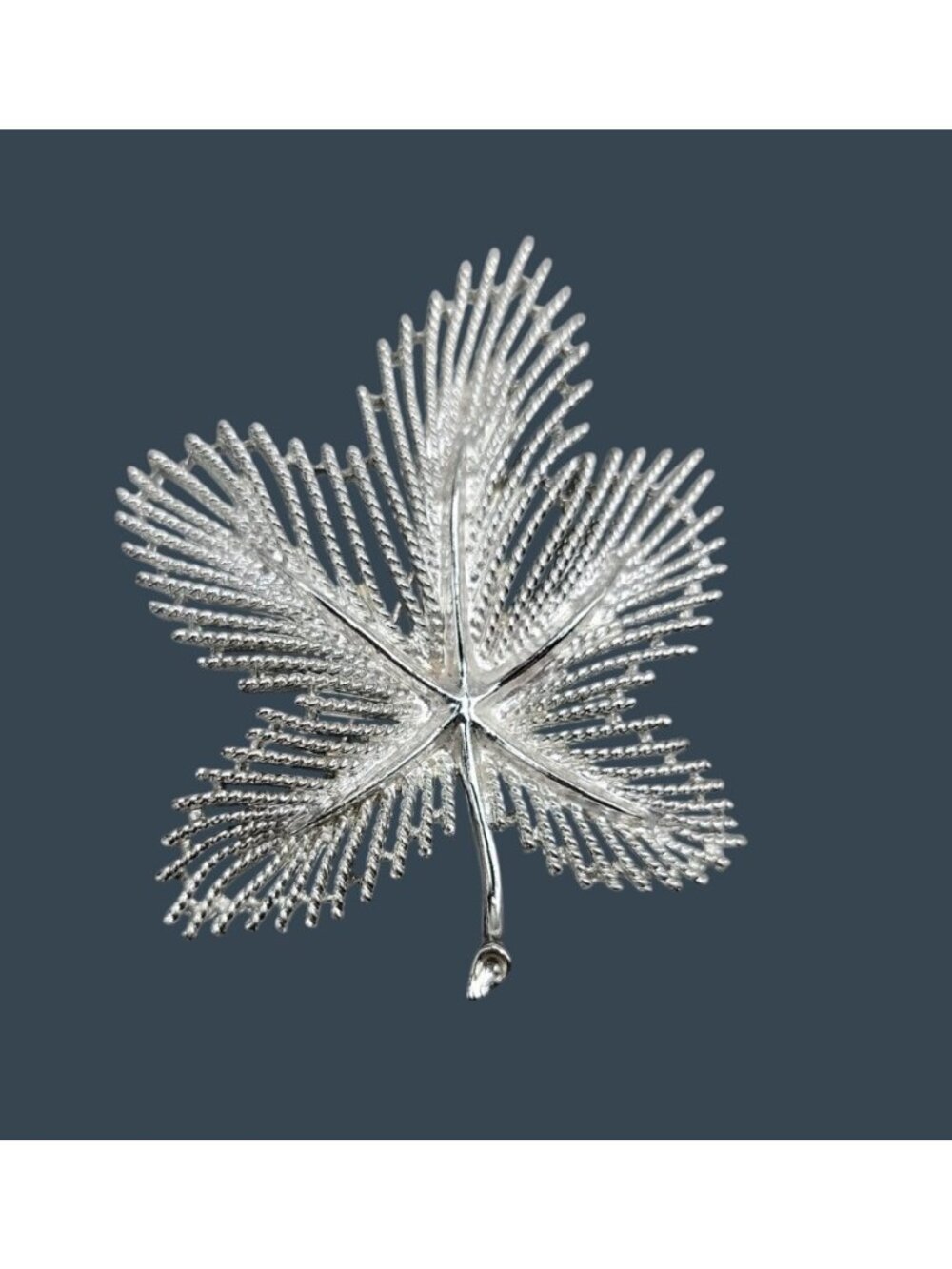 Vintage Sarah Coventry Large Maple Leaf Brooch Pin Open Metal Work Silver Tone